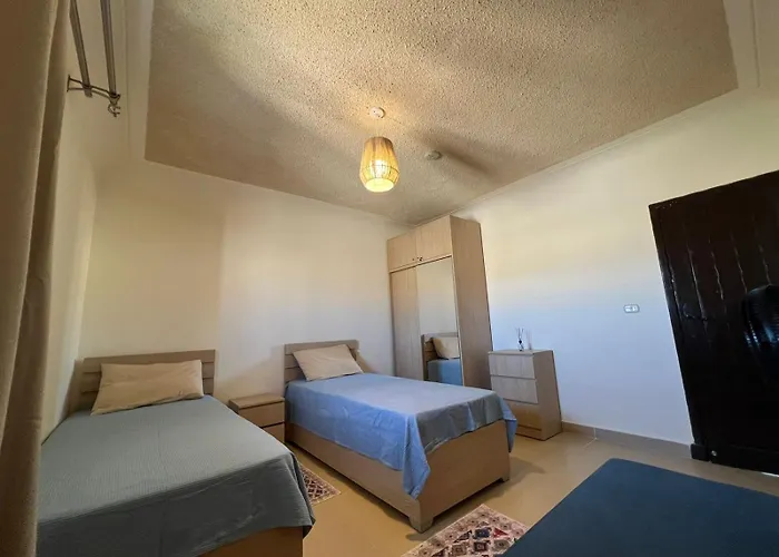 Art - La Hacienda, Apartment